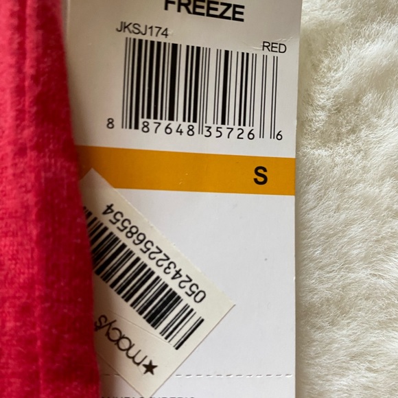 New Jurassic World Tank Top size Small - Picture 3 of 3